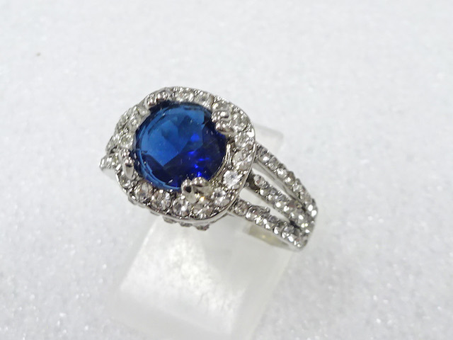 Japanese Kimono / Antique Accessories Metal